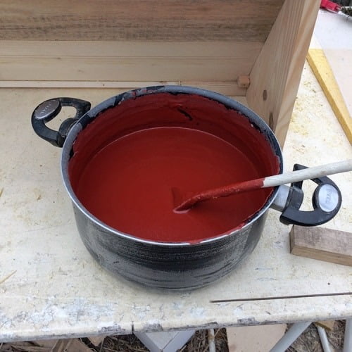 préparation de peinture à la farine
